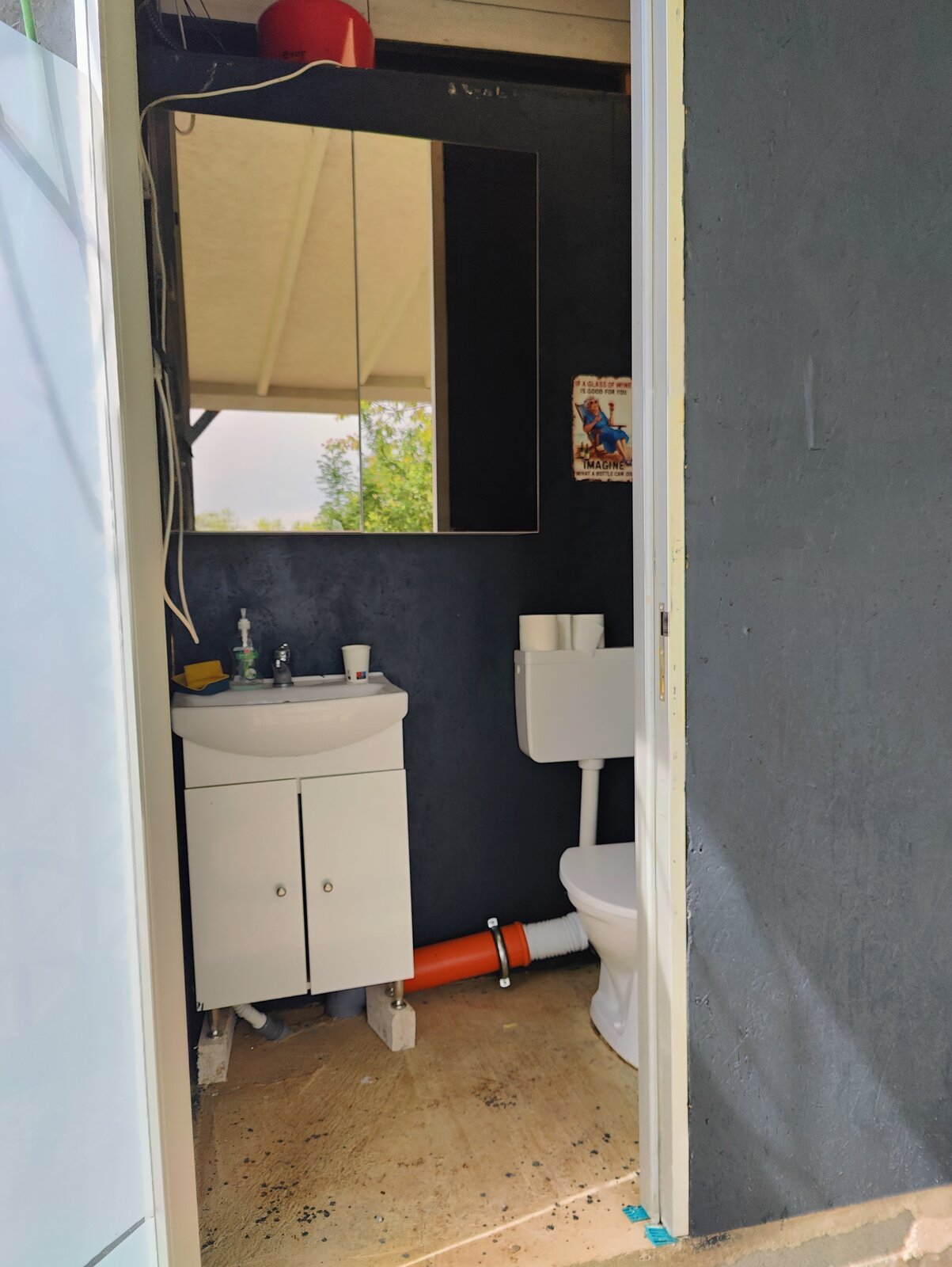 Baie moderna — Private Events & Groups - Camping Be You Văleni